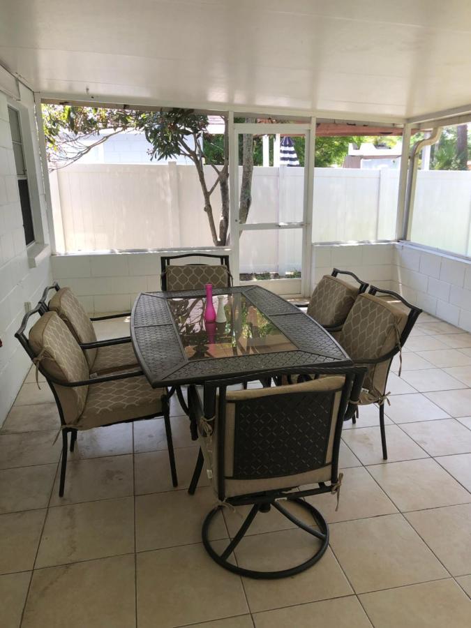 Cheerful 3 Bed House In A Cul- De-Sac! Villa Tampa Dış mekan fotoğraf